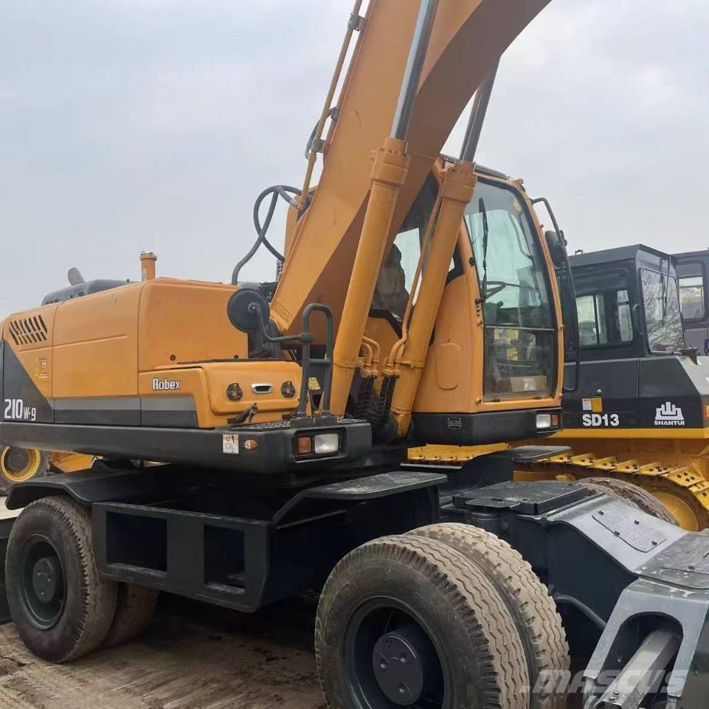 Hyundai Robex 210 W-9 Wheeled excavators