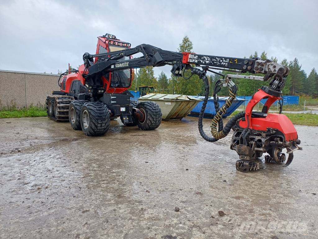 Komatsu 901 XC حصادات