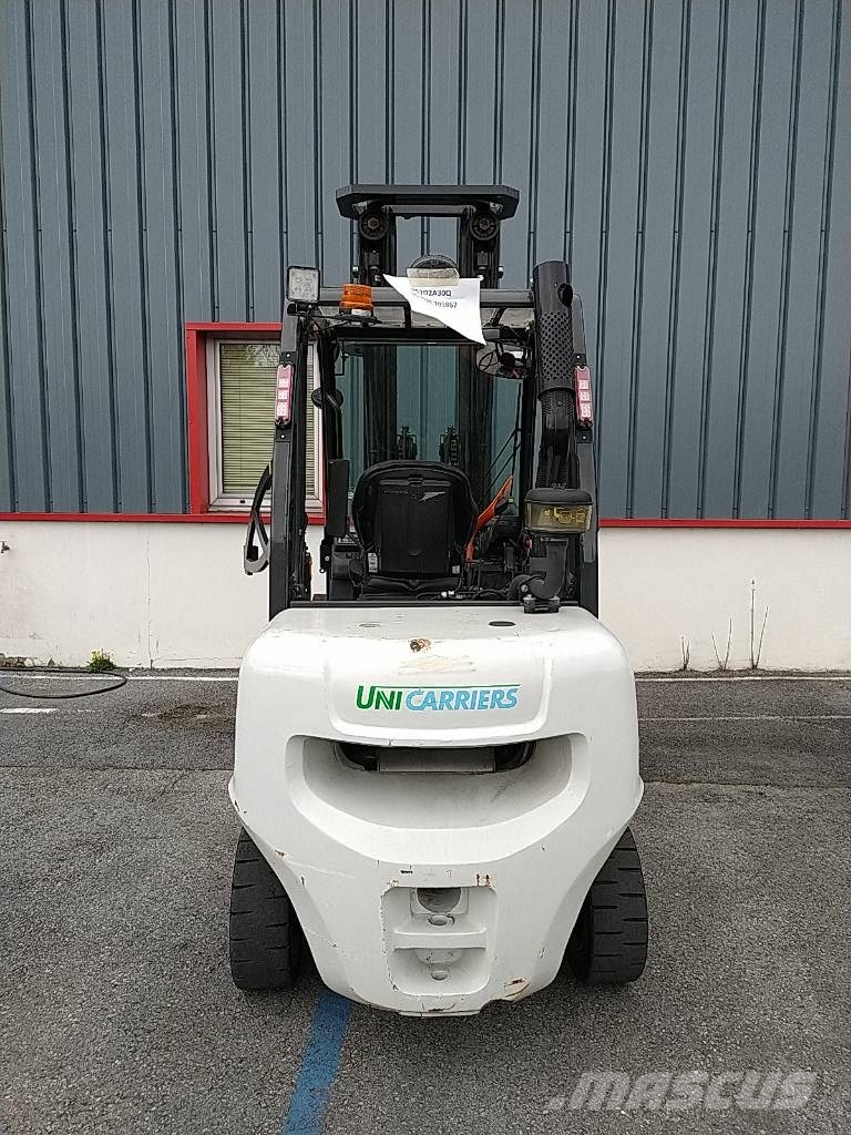 UniCarriers DX30D Dyzeliniai krautuvai