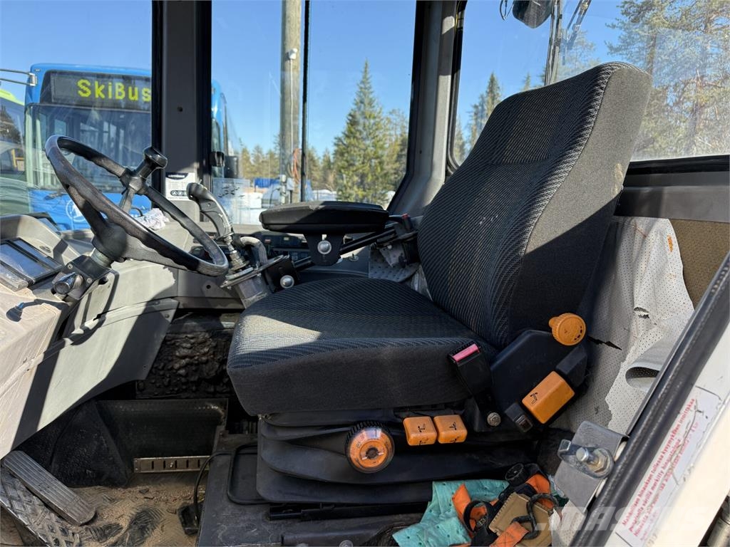 Lundberg 345 LS Maszyny komunalne