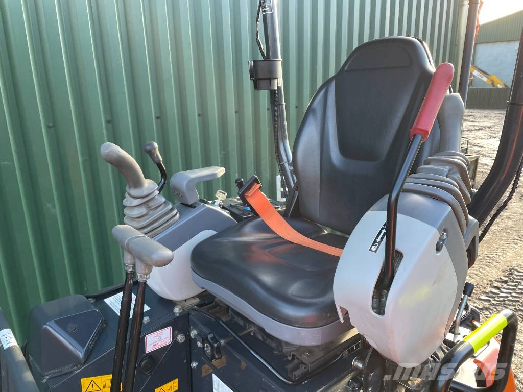 Hitachi ZX 17 U-6 Εκσκαφάκι (διαβολάκι) < 7t