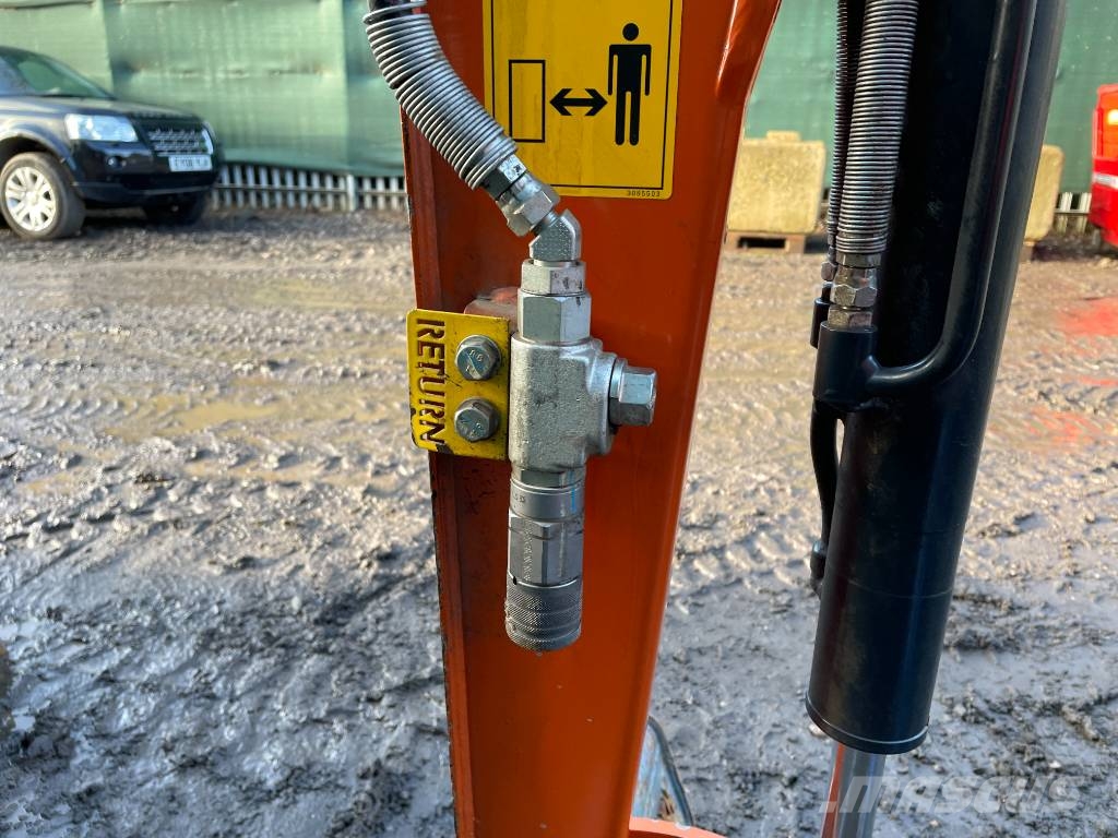 Hitachi ZX 17 U-6 Εκσκαφάκι (διαβολάκι) < 7t