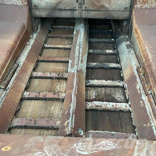 CAT AP 655 D Strassenfertiger