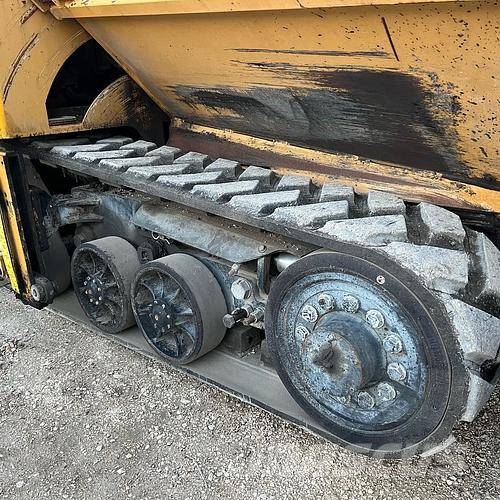 CAT AP 655 D Strassenfertiger