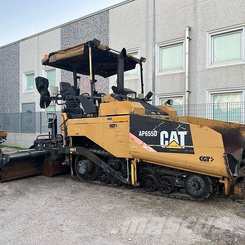 CAT AP 655 D Strassenfertiger
