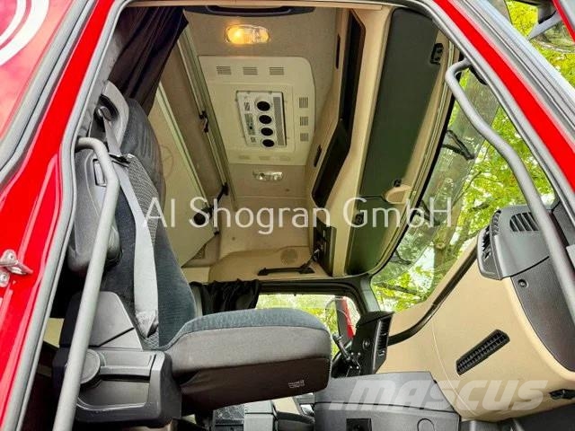 Mercedes-Benz Actros 1845 Big Space/Standklima/Euro6 牵引车