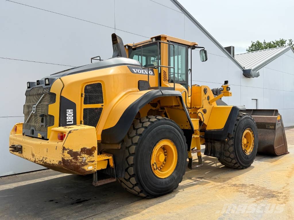 Volvo L180H - Automatic Greasing / Camera Wielladers