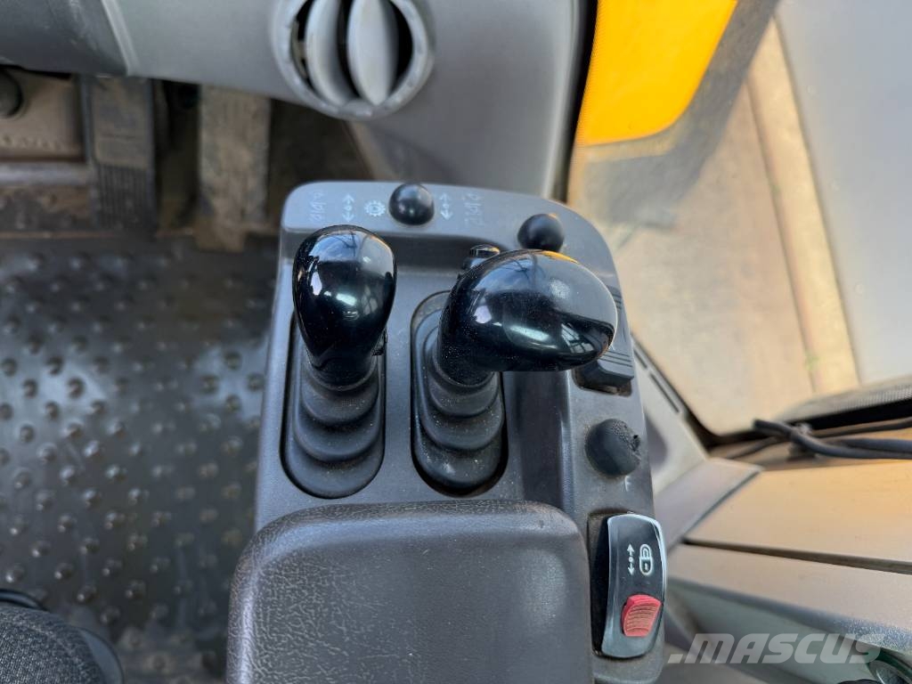 Volvo L180H - Automatic Greasing / Camera Wielladers