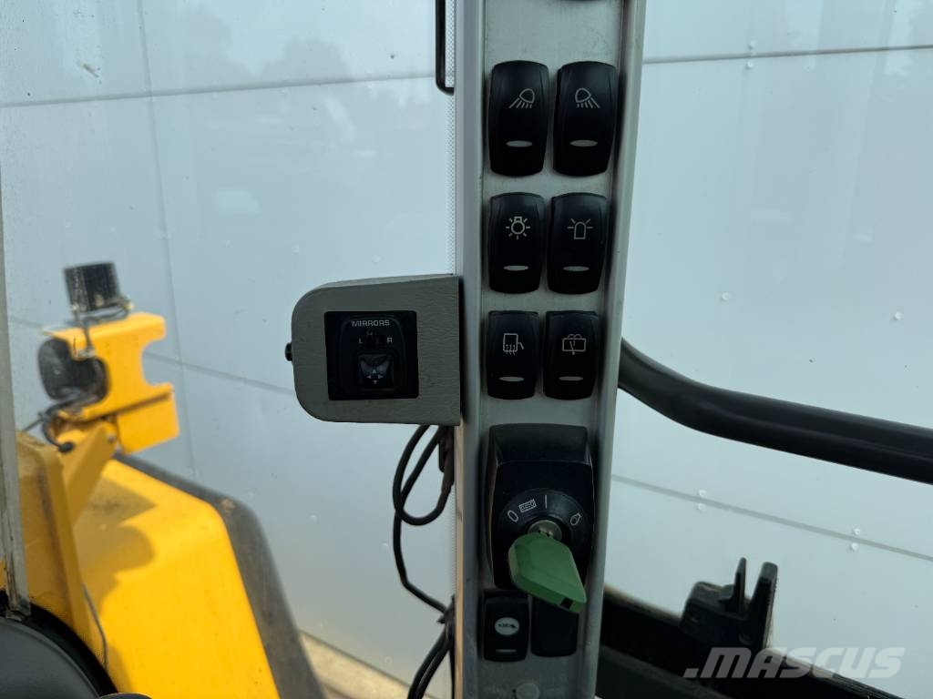 Volvo L180H - Automatic Greasing / Camera Wielladers