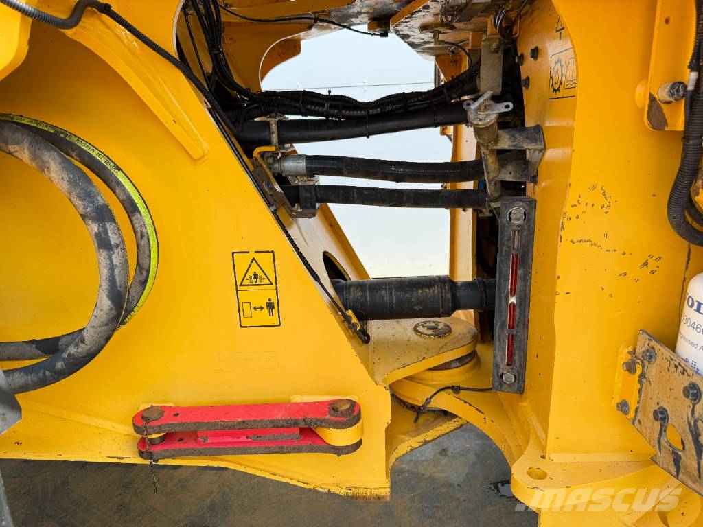 Volvo L180H - Automatic Greasing / Camera Wielladers