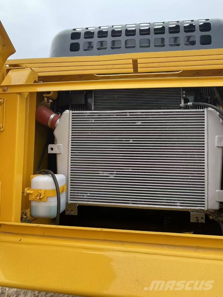 Komatsu PC 360-7 대형 굴삭기 29톤 이상