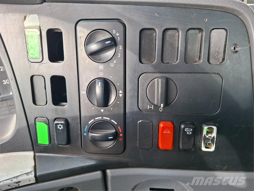 Mercedes-Benz AXOR 1829 L Tipper trucks