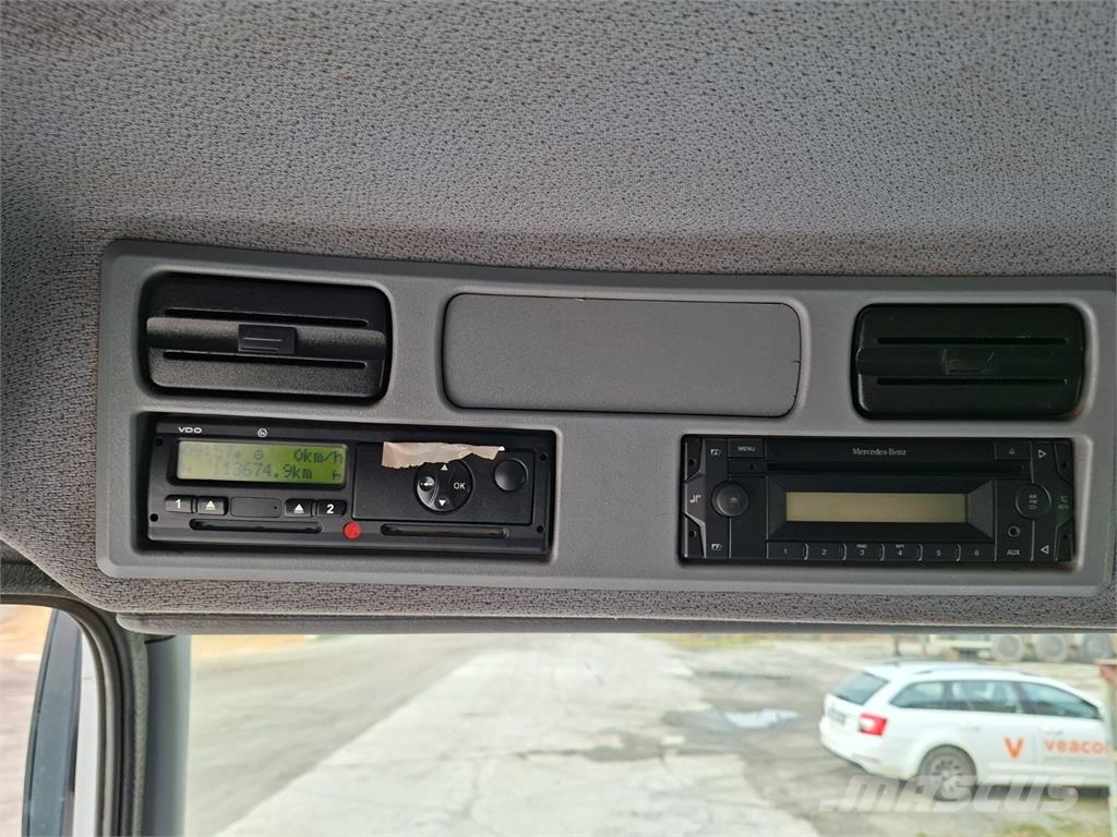 Mercedes-Benz AXOR 1829 L Tipper trucks