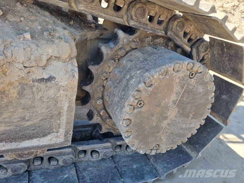 Komatsu HB 365 LC-3 Telakaivukoneet