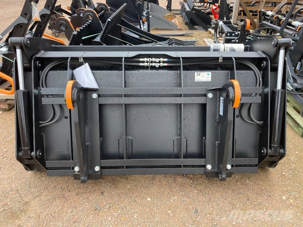 Ålö MULTIBENNE XL 230 ST-BM 動物進料機