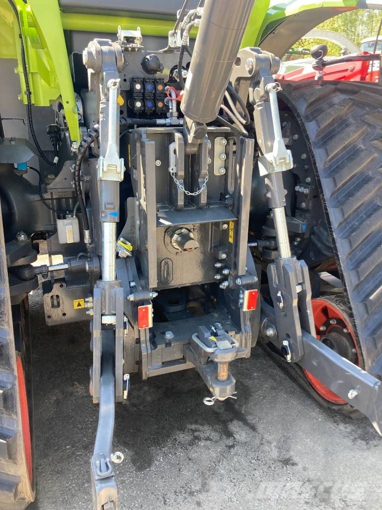 CLAAS XERION 5000 TRAC TS Traktorer