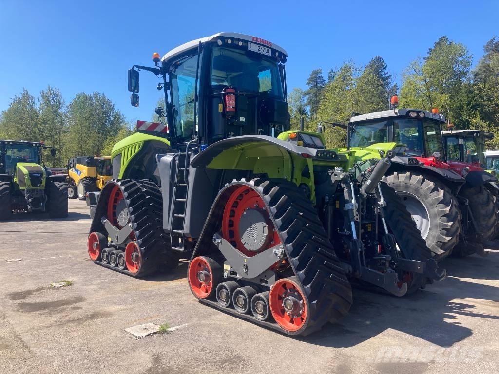CLAAS XERION 5000 TRAC TS Traktorer