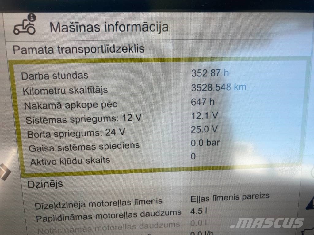 CLAAS XERION 5000 TRAC TS Traktorer