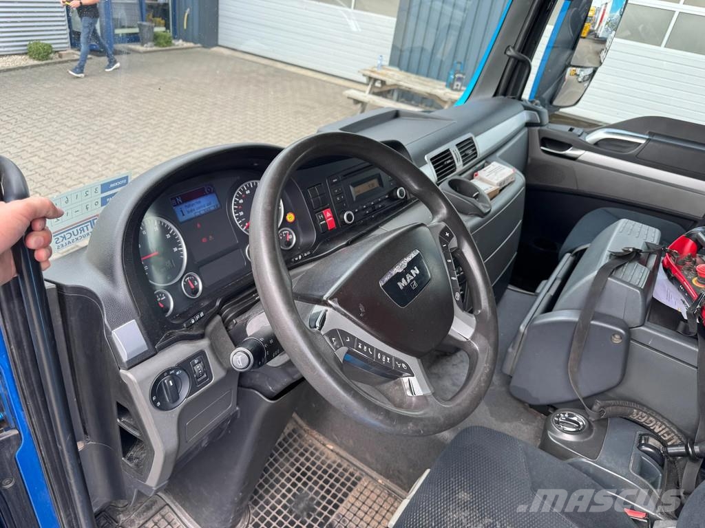 MAN TGS 26.440 6x2*4 Palfinger PK18002 EH Camion Fourgon