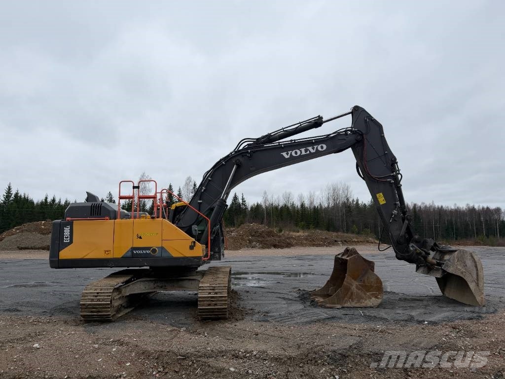 Volvo EC 380 EL حفارات زحافة