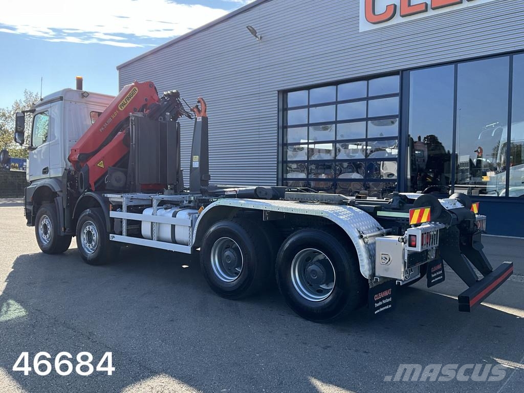 Mercedes-Benz Arocs 4445 8x4 Palfinger 24 Tonmeter laadkraan 工程吊钩车