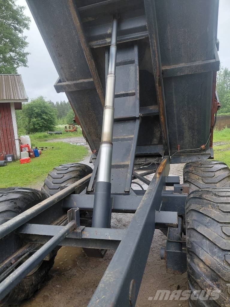Tuhti V125 rehukärry Rehuvaunut