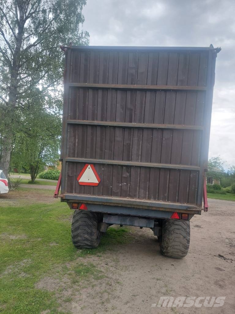 Tuhti V125 rehukärry Rehuvaunut