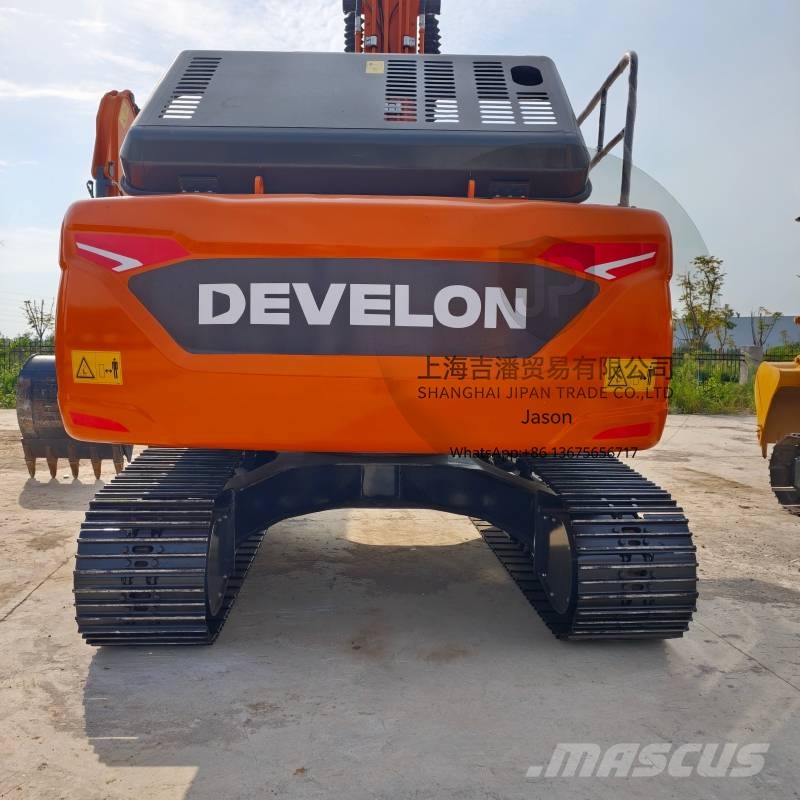 Develon DX 225 Escavadoras de rastos