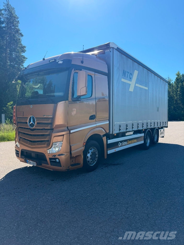 Mercedes-Benz 2648 Camiones de caja de lona