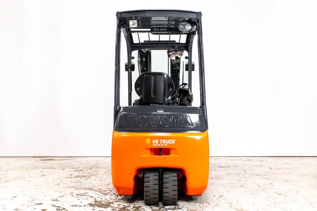 Toyota Traigo 8FBET20, 2-tons elmotvikt med nytt batteri! Elektro Stapler
