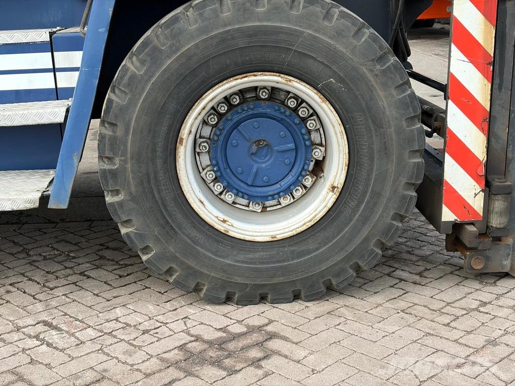 Svetruck 20-120 Forklift - Side Sift - 20 Ton Lifting - 6 C Chariots diesel