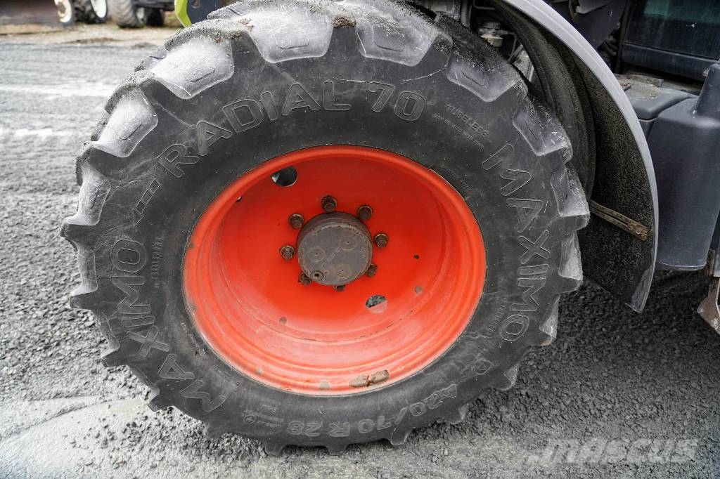 CLAAS ARION 410 CIS / DFX926 Traktori