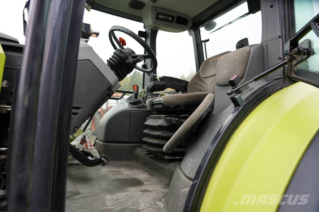 CLAAS ARION 410 CIS / DFX926 Traktori