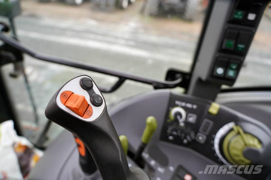 CLAAS ARION 410 CIS / DFX926 Traktori