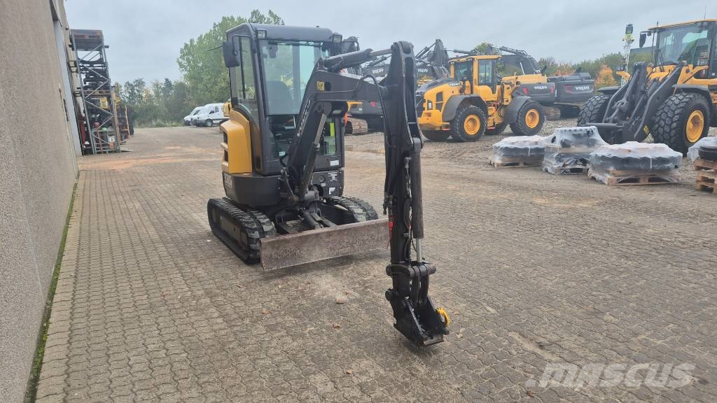 Volvo ECR 25 D Mini bageri <7t
