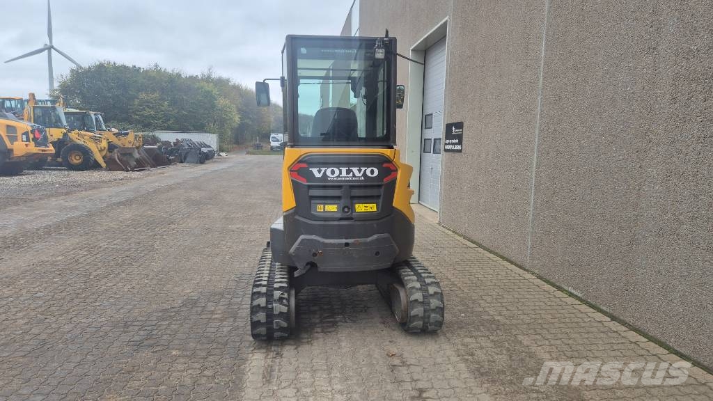 Volvo ECR 25 D Mini bageri <7t