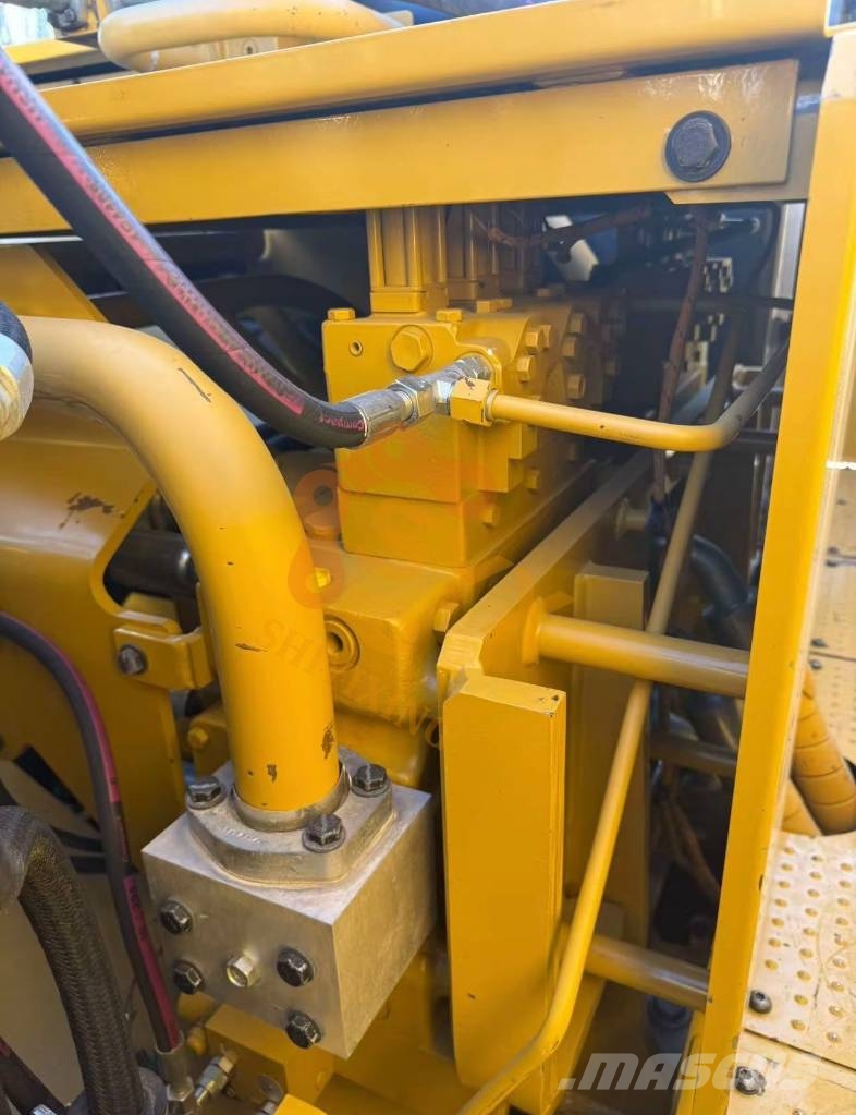 CAT 6015 Raupenbagger