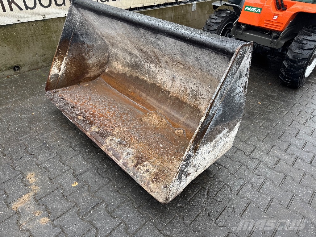 Ausa T 235 H Stivuitoare telescopice
