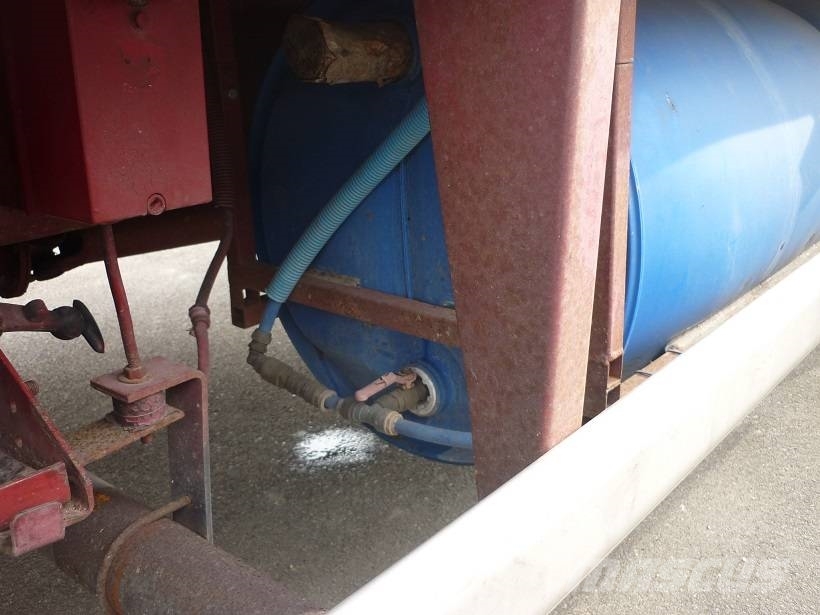 Renault MIDLINER M230 Camiones para transporte de animales