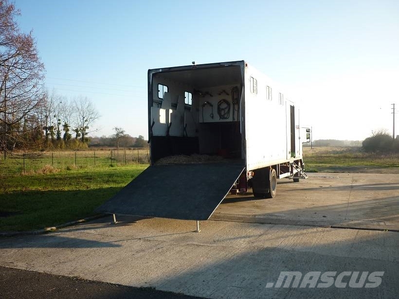Renault MIDLINER M230 Camiones para transporte de animales