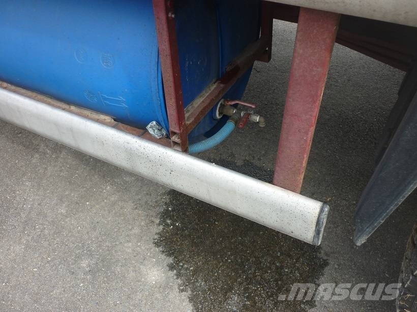 Renault MIDLINER M230 Camiones para transporte de animales