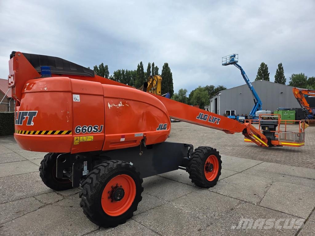 JLG 660SJ 4x4X4, met 1904 uur Telescoophoogwerkers