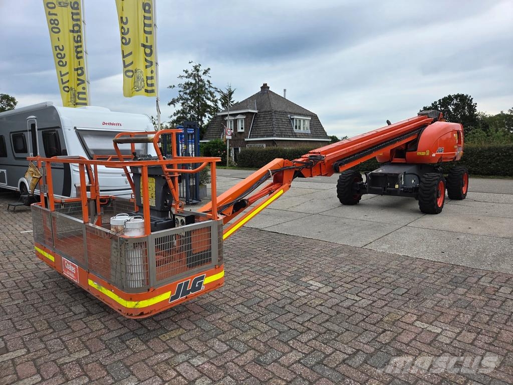 JLG 660SJ 4x4X4, met 1904 uur Telescoophoogwerkers