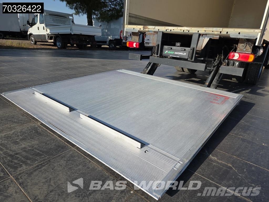 DAF LF 290 4X2 16t Caja de 8,23m Plataforma 2t Euro 6 شاحنات ذات هيكل صندوقي