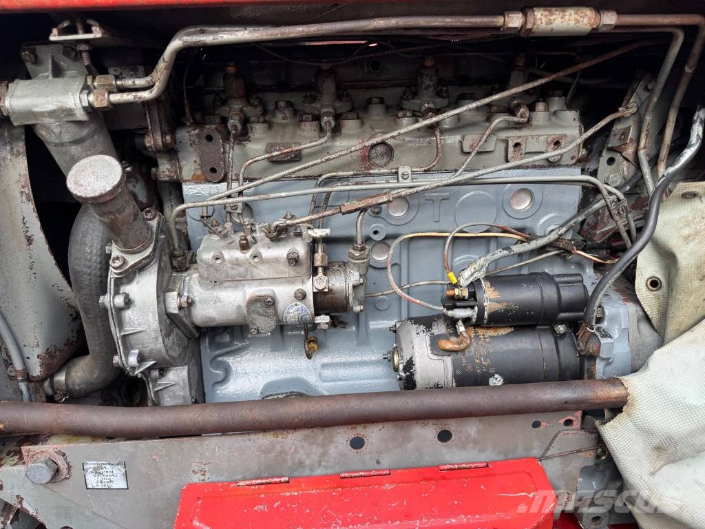 Massey Ferguson 185 Traktorit