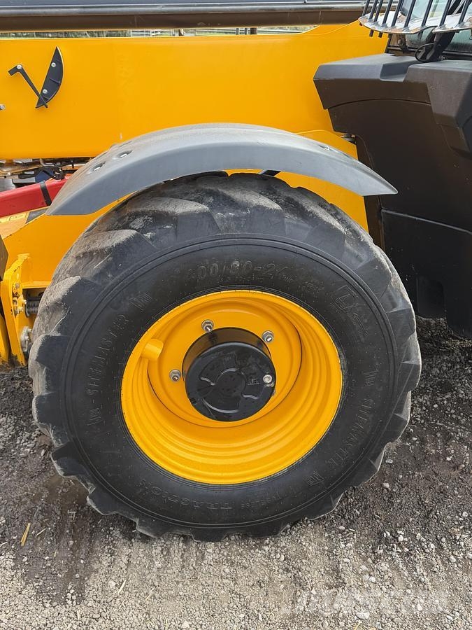 JCB 540-140 Carretillas telescópicas