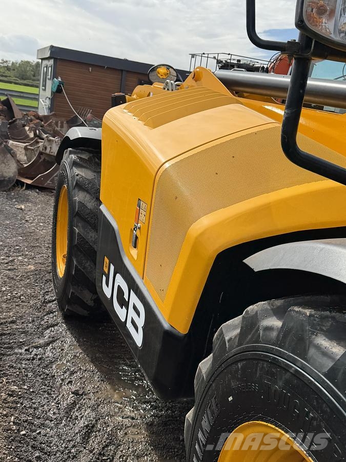JCB 540-140 Carretillas telescópicas