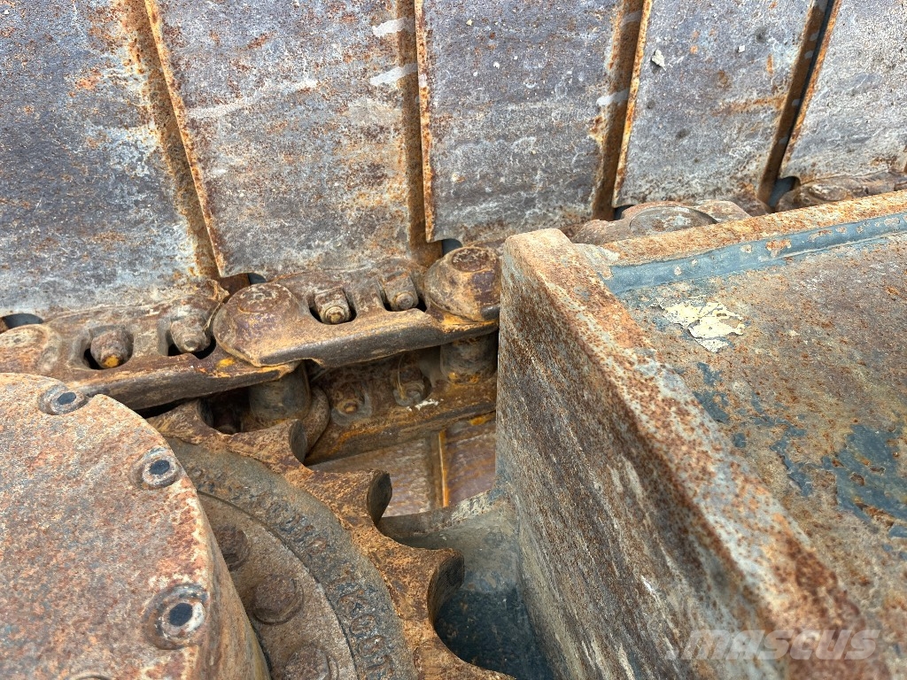 Hyundai HX140L Rupsgraafmachines