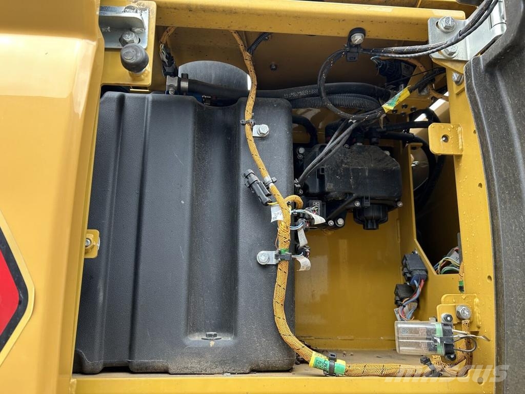 CAT M314-07 Bagri na kolesih