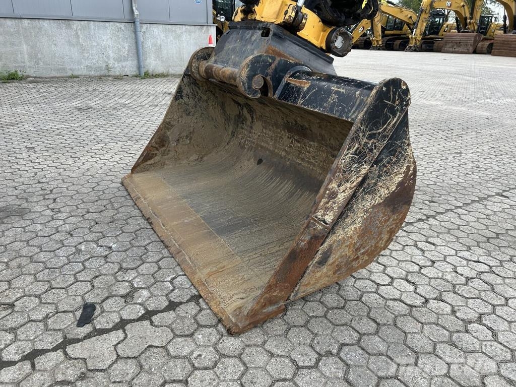 CAT M314-07 Bagri na kolesih